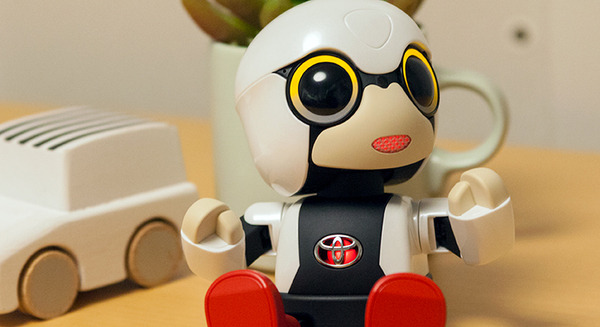 KIROBO mini TOYOTA キロボ トヨタ自動車、いつも寄り添い、心を通わせるコミュニケーション