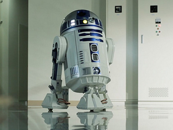 R2-D2実物大冷蔵庫「R2-D2 Moving Refrigerator」が予約注文受付中です