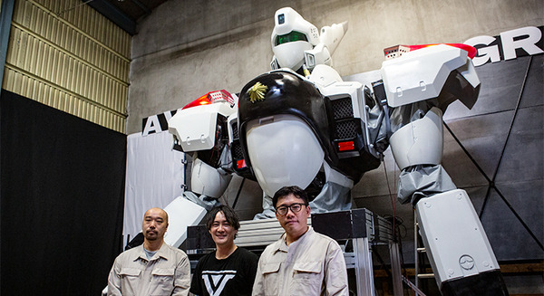 ついに待望の機動警察パトレイバー「実物大イングラム」に搭乗して操縦