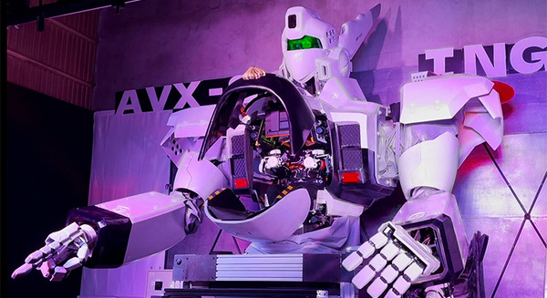 パチンコ台 パトレイバー 約5mの「機動警察パトレイバー」が東京ビッグサイトで開催の