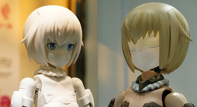 身長150cmの動いてしゃべるキューティーロイド『轟雷』全日本模型ホビーショーで初披露へ　55cmのロボットドールと特別演出で競演 画像