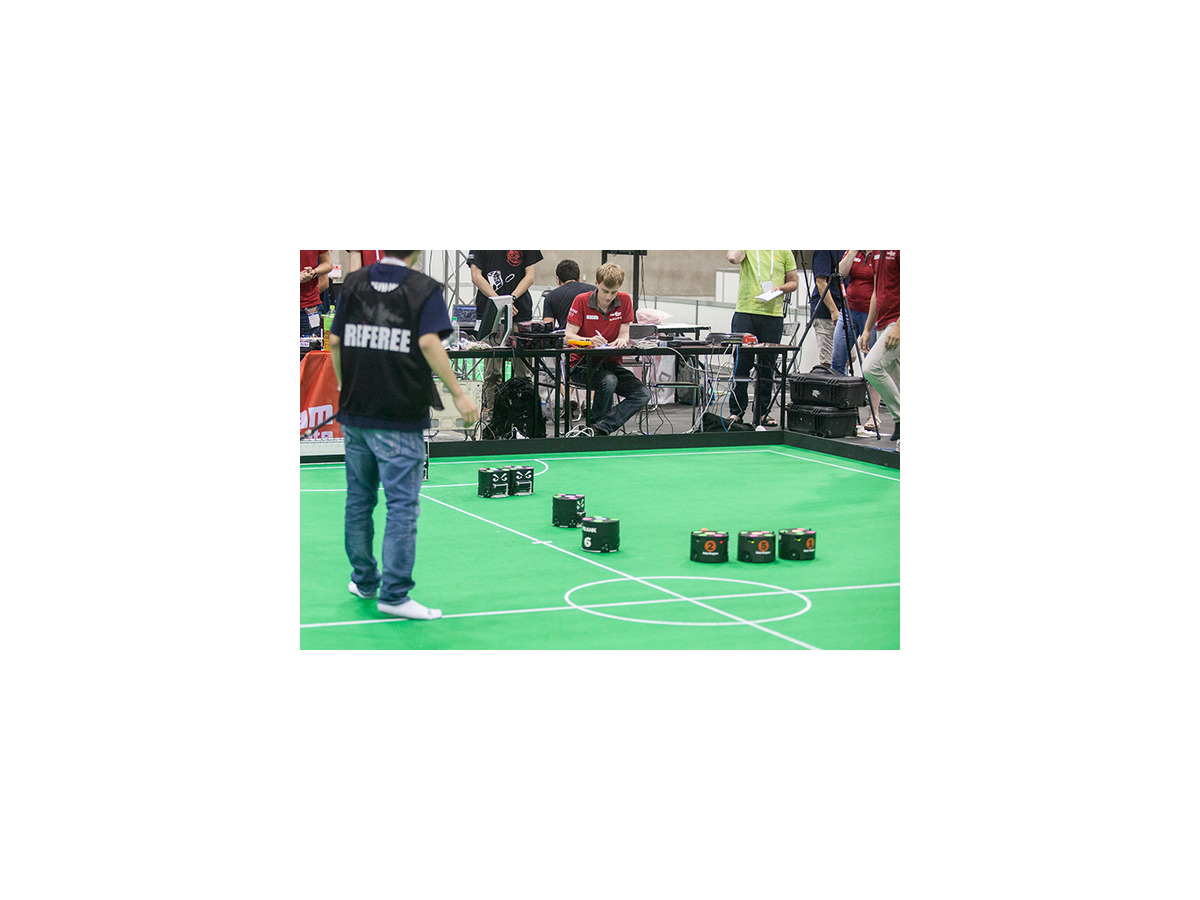 【ロボカップサッカー】ヒューマノイドリーグのルールと魅力「果てしなく遠い夢に向かって」