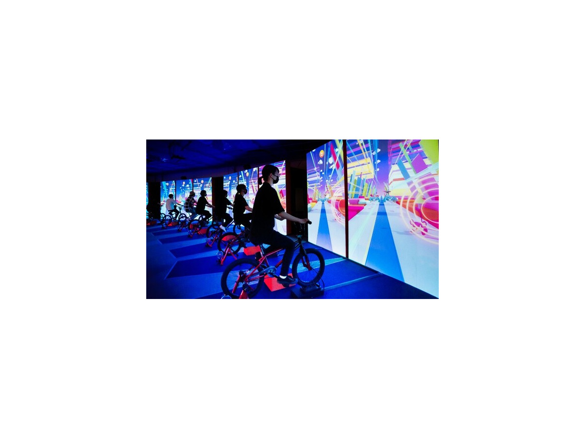 松屋銀座でポケモンと楽しむ体験型企画展開幕！光や音の演出で会場内に色があふれる「POKÉMON COLORS」