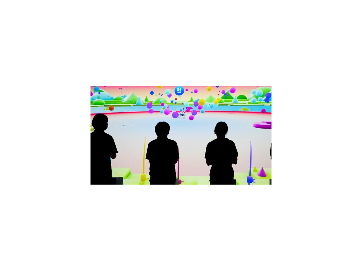 松屋銀座でポケモンと楽しむ体験型企画展開幕！光や音の演出で会場内に色があふれる「POKÉMON COLORS」