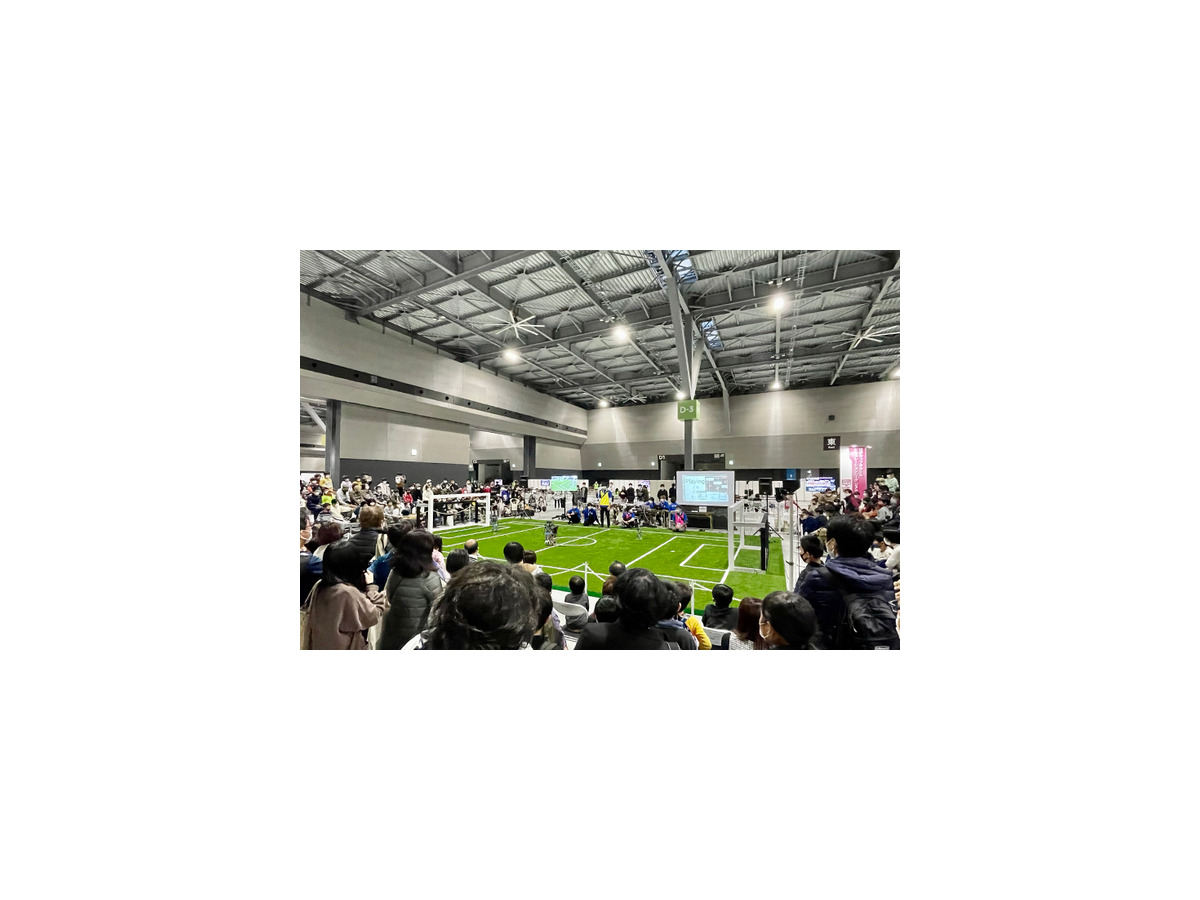 サッカー/生活支援/災害救助/産業革命4.0/ドローン 将来の社会実装に繋がる自律ロボットの競技大会「ロボカップ」 写真と動画で紹介