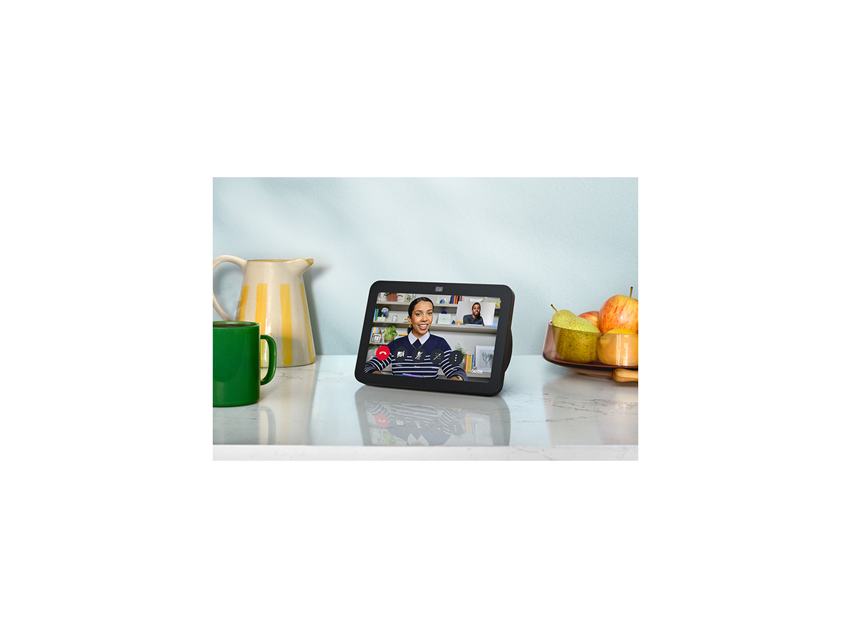 新型「Echo Show 8」(第3世代)発表、Alexaは生成AI/大規模言語モデル(LLM)に対応 「Amazon 秋の製品発表イベント」で