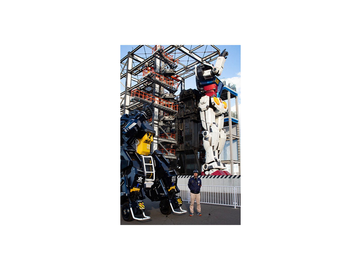 搭乗型ロボット「アーカックス」が走行デモを初披露、４足歩行ライド「SR-02」に「ねこずきん」搭乗！動くガンダムGFY横浜に大集結の日