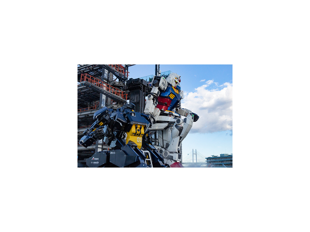 搭乗型ロボット「アーカックス」が走行デモを初披露、４足歩行ライド「SR-02」に「ねこずきん」搭乗！動くガンダムGFY横浜に大集結の日