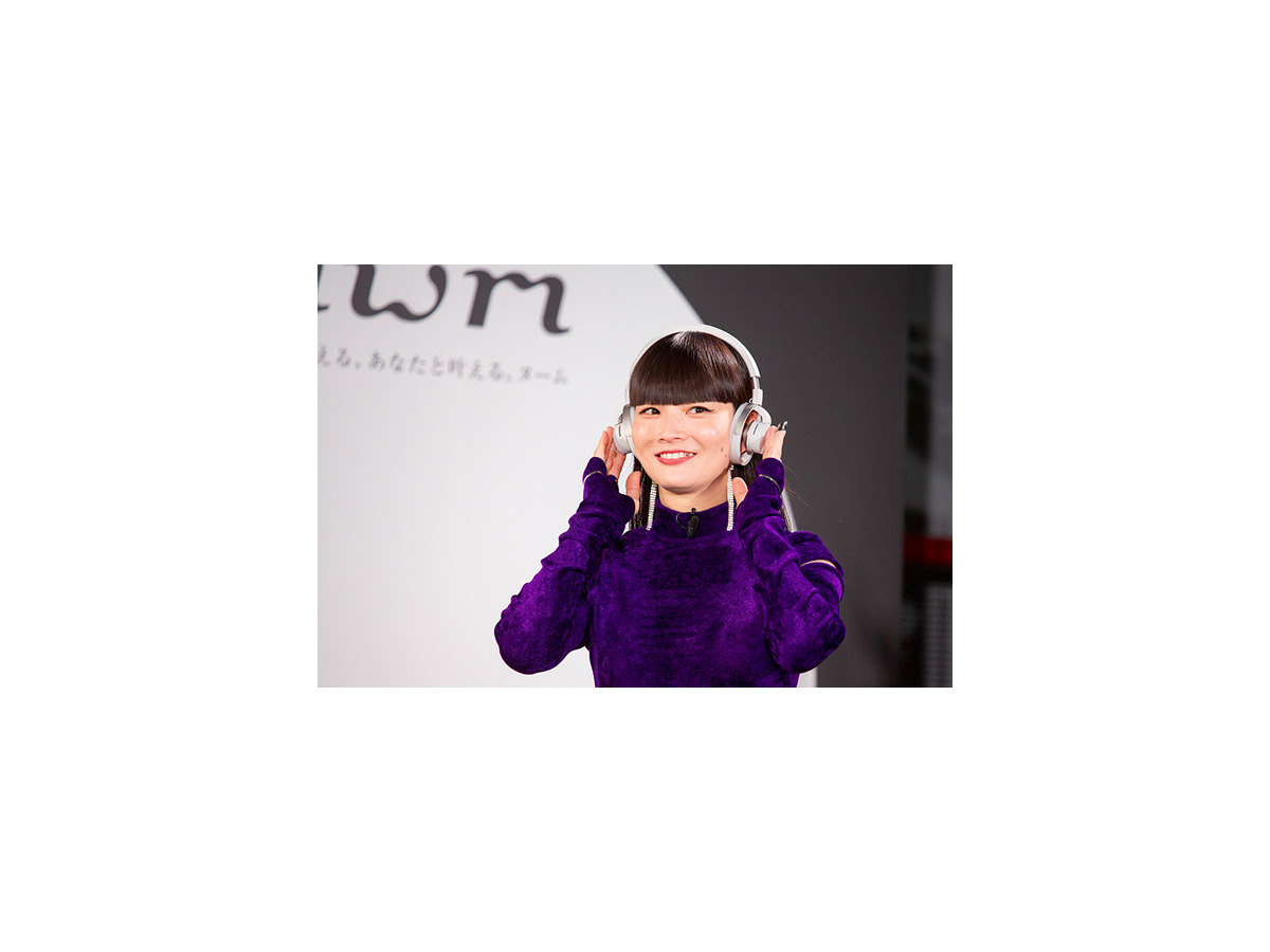 NTT オープンイヤー型なのに音漏れを抑制 音楽を聴きながら会話もできる耳スピ新製品「nwm ONE」 磯村勇斗さんが体験した感想は・・