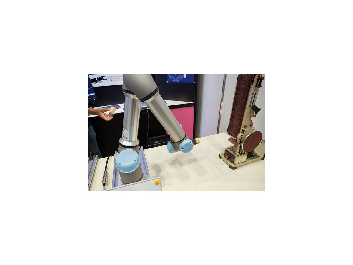 「ロボットの臨機応変な動作」とは？慶應大ハプティクス研究センターが「力触覚」をAIロボティクスに応用したデモを展示　CEATEC 2024