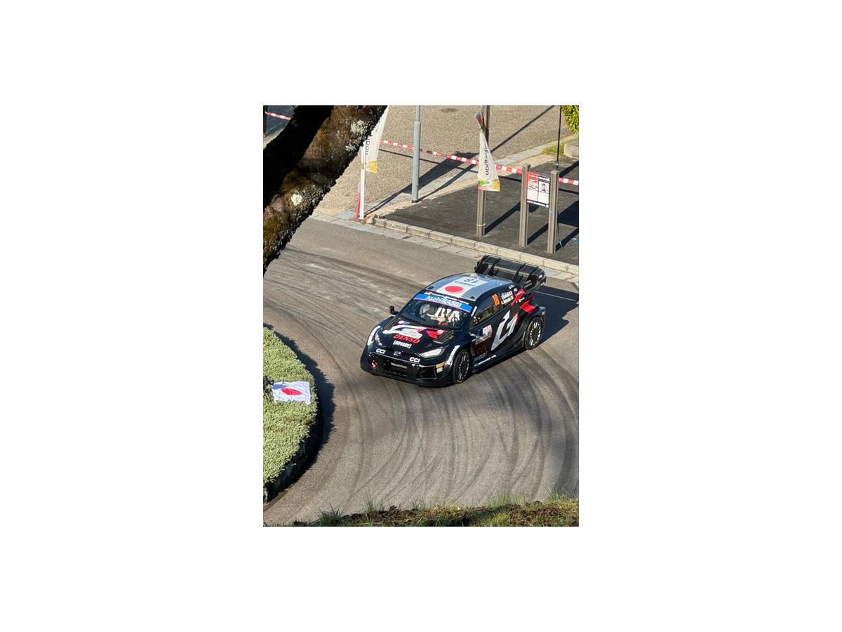 WRC「ラリージャパン2024」開幕！ホームのトヨタGRがヒョンデとの最終決戦へ！「シェイクダウン」や「現地の様子」写真レポート