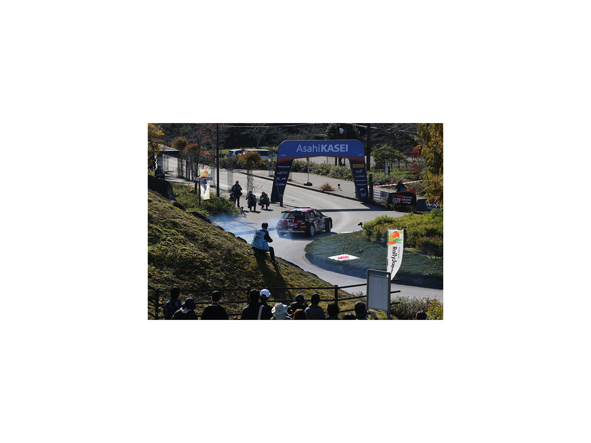 WRC「ラリージャパン2024」開幕！ホームのトヨタGRがヒョンデとの最終決戦へ！「シェイクダウン」や「現地の様子」写真レポート