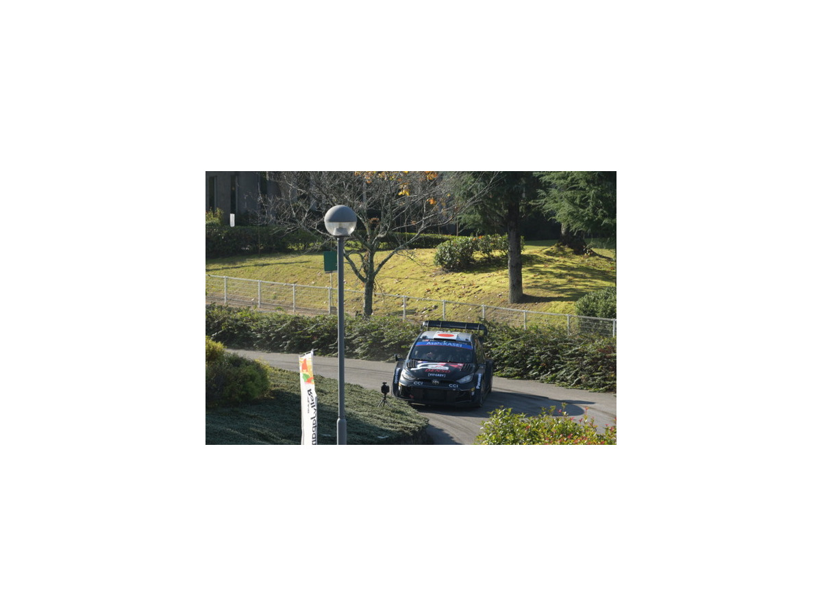 WRC「ラリージャパン2024」開幕！ホームのトヨタGRがヒョンデとの最終決戦へ！「シェイクダウン」や「現地の様子」写真レポート