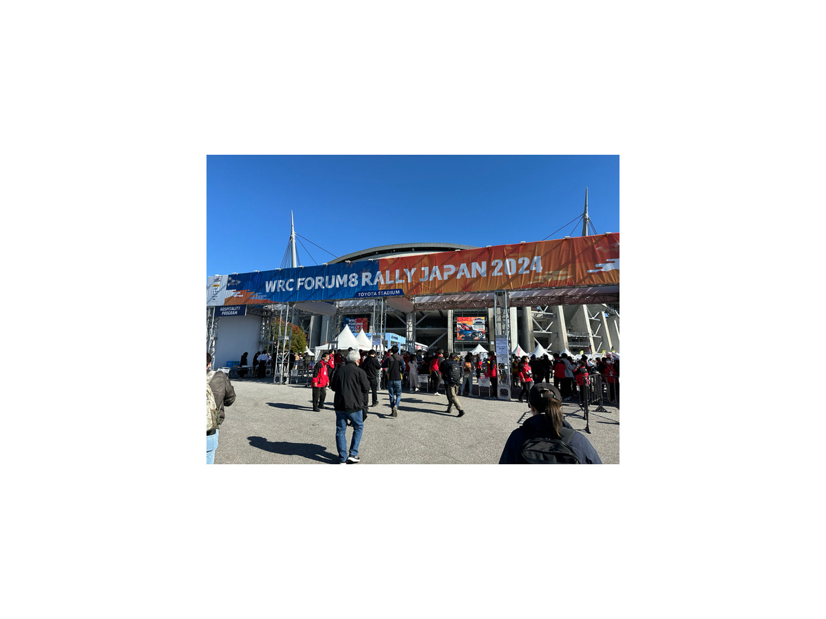 WRC「ラリージャパン2024」開幕！ホームのトヨタGRがヒョンデとの最終決戦へ！「シェイクダウン」や「現地の様子」写真レポート