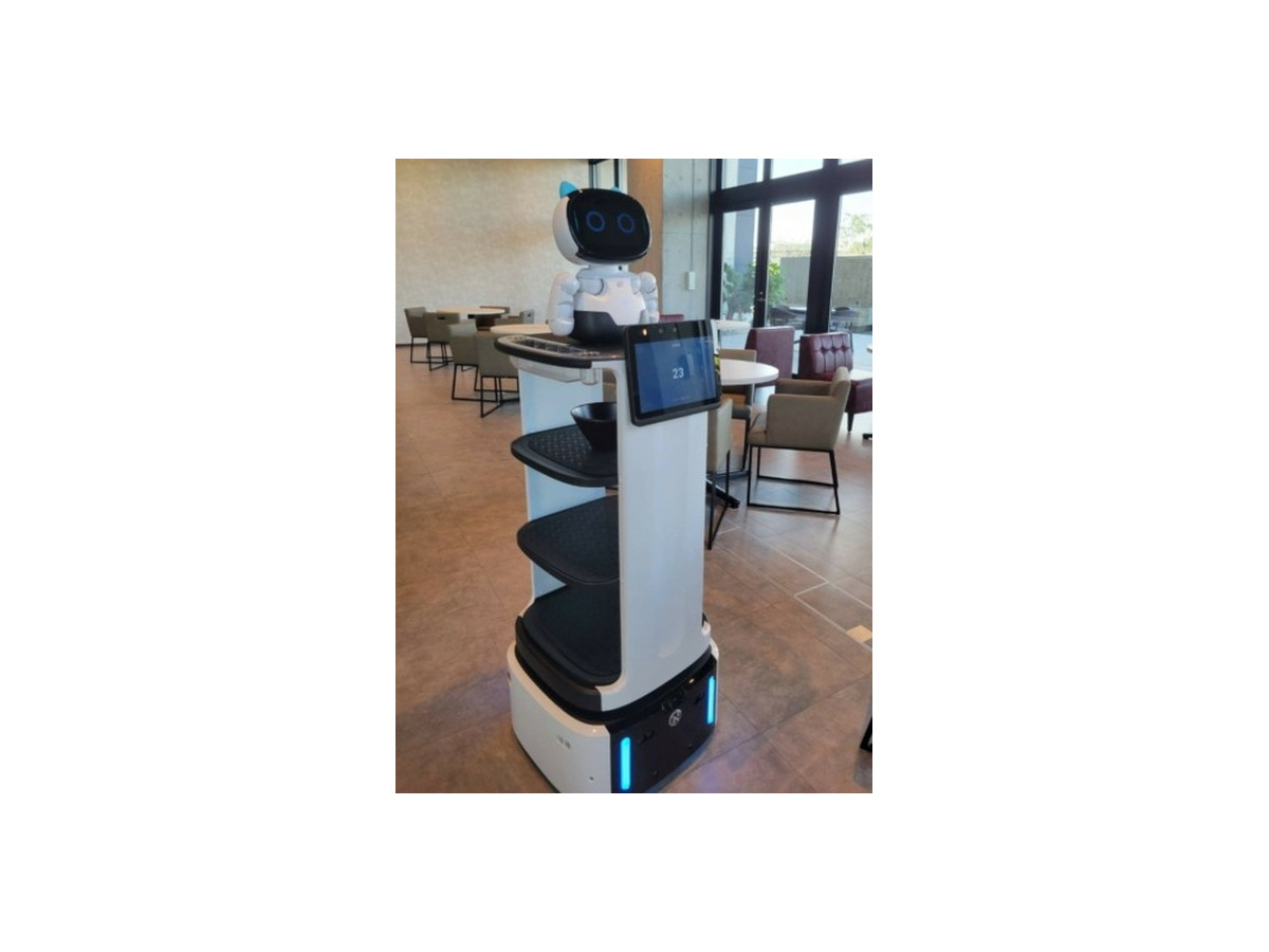 会話AIロボットを搭載した自動搬送ロボット「Collibot」発売開始　オススメ商品の説明やガイド、人と会話できる複合型搬送ロボット