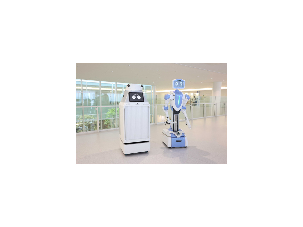 藤田医大＆川崎重工 2種ロボット連携で検体配送から検査機器投入の自動化を世界初実現！