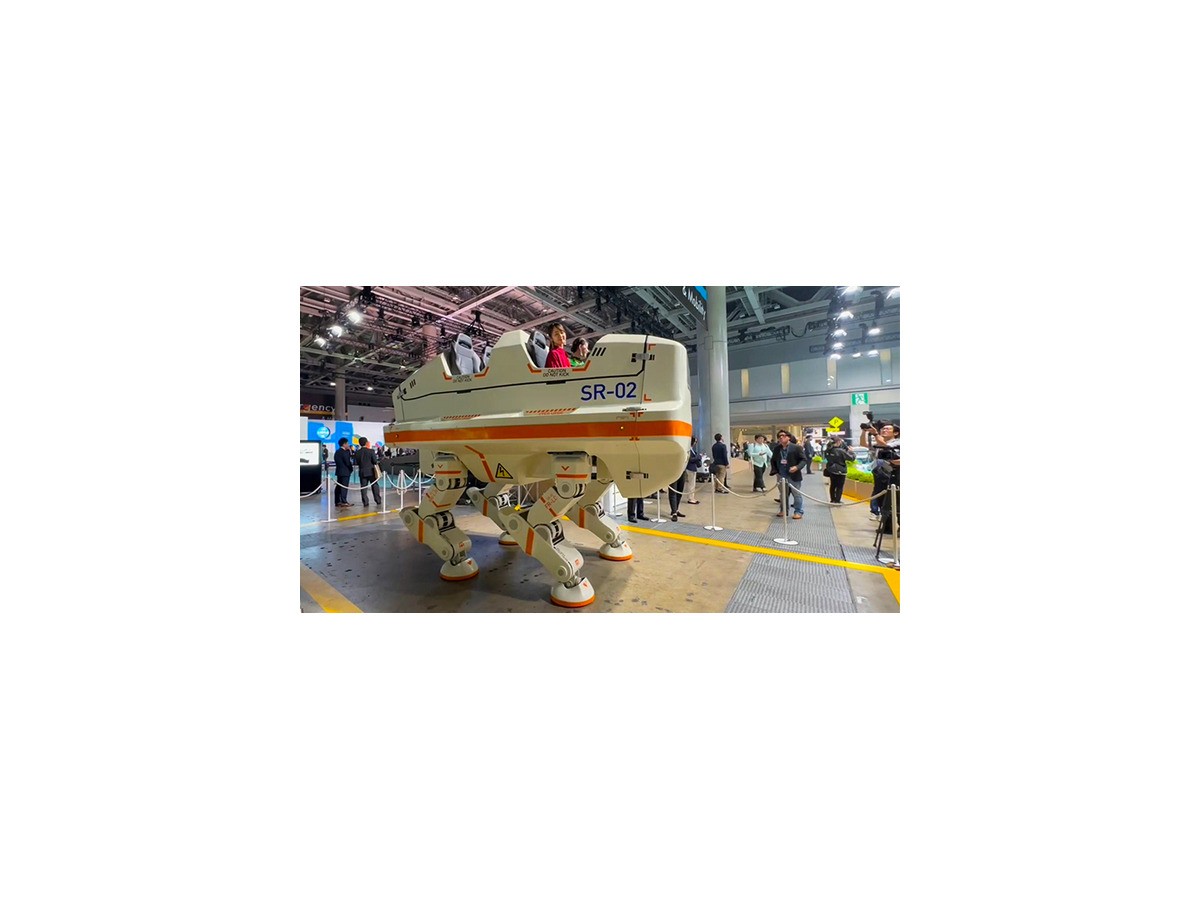 【速報】ガンダム「ハロ」が乗った可愛い「巨大4足歩行型ライド」と「多脚ロボット」を万博でアスラテックが展示へ