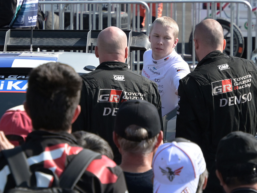 岐阜・恵那峡で整備後、午後の山岳SSへ　オジエとエバンスが僅差バトル、WRCラリージャパン