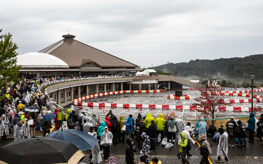 ラリージャパン最終日は雨の決戦、勝田選手が岡崎で2連続トップタイム、総合ではトヨタGRが表彰台を独占