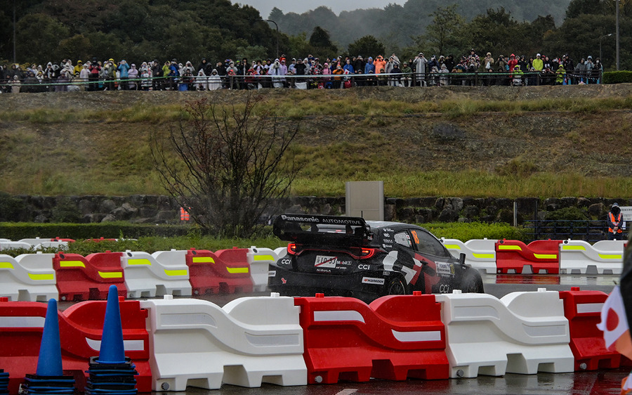 ラリージャパン最終日は雨の決戦、勝田選手が岡崎で2連続トップタイム、総合ではトヨタGRが表彰台を独占