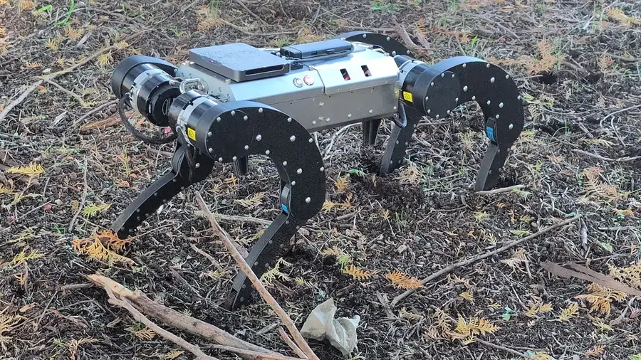 アールティが四足歩行ロボット「Mujina」を発表、2025国際ロボット展で初披露予定