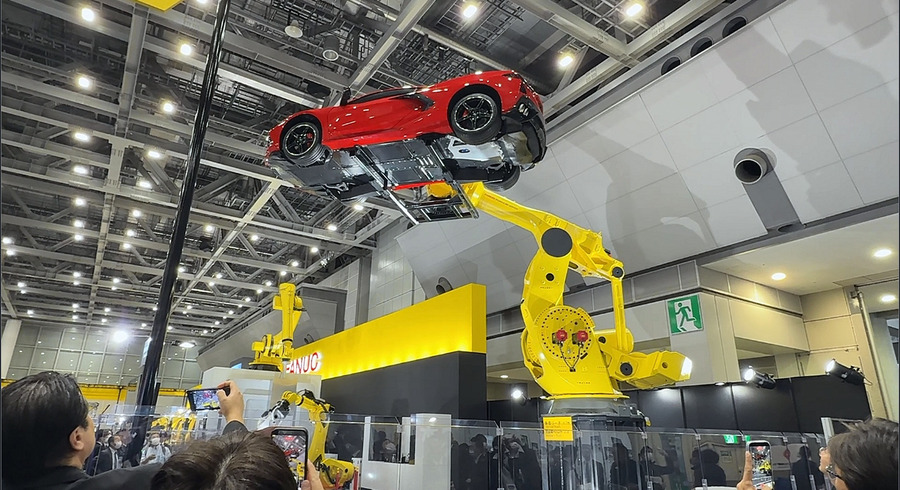 国際ロボット展で高まる「フィジカルAI」熱　ヒューマノイドと産業用ロボットの知能化が急加速