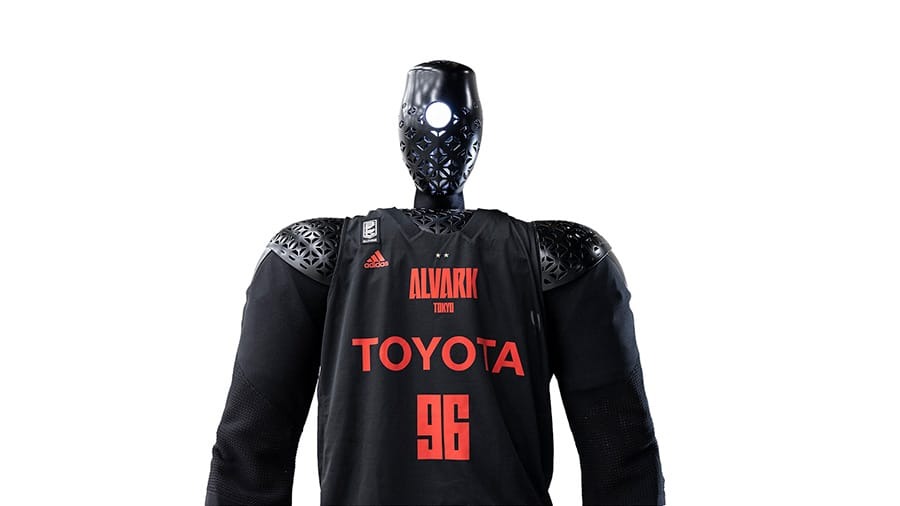 トヨタの最新ロボットが集結　人型ロボット「HSR」の後継機「ELEY」お披露目へ　会話ロボや院内搬送ロボ、ギネス記録を持つバスケロボもWRSで展示