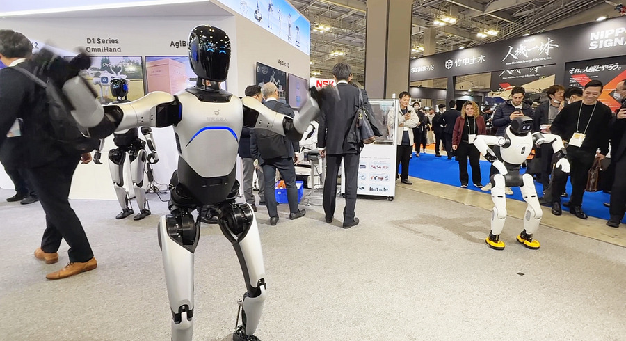 AgiBotのCMOが語る「ヒューマノイド市場に手ごたえ」5千台を生産完了、市場の規模と拡大戦略　ヒューマノイドが連携してダンスを披露