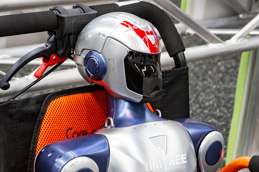 Unitreeのヒューマノイドが秋葉原に集結、間近で体感　開発最前線のセミナーも開催　TechShare「Unitree開発者カンファレンス」レポート