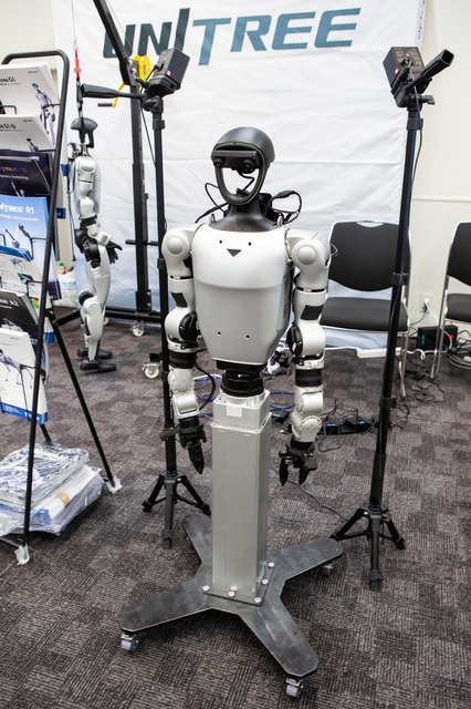 Unitreeのヒューマノイドが秋葉原に集結、間近で体感　開発最前線のセミナーも開催　TechShare「Unitree開発者カンファレンス」レポート