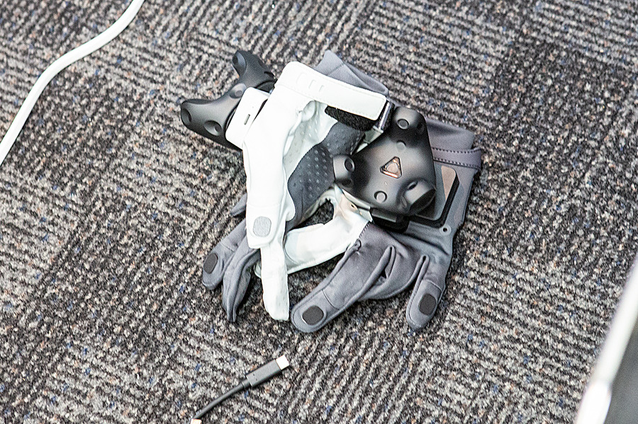 Unitreeのヒューマノイドが秋葉原に集結、間近で体感　開発最前線のセミナーも開催　TechShare「Unitree開発者カンファレンス」レポート