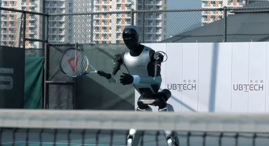 UBTECHがヒューマノイドと人間のテニス動画を公開　打ち返すラリー動画が話題に