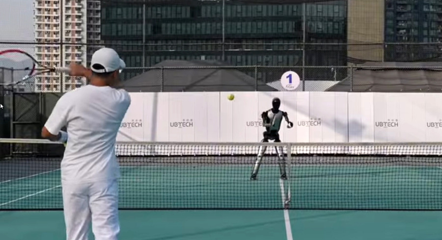 UBTECHがヒューマノイドと人間のテニス動画を公開　打ち返すラリー動画が話題に