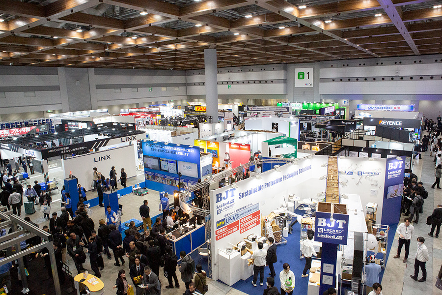 「ロボデックス」開幕！ 実用ロボットが中心、会場の一角で存在感を放つ「ヒューマノイドロボットショー」