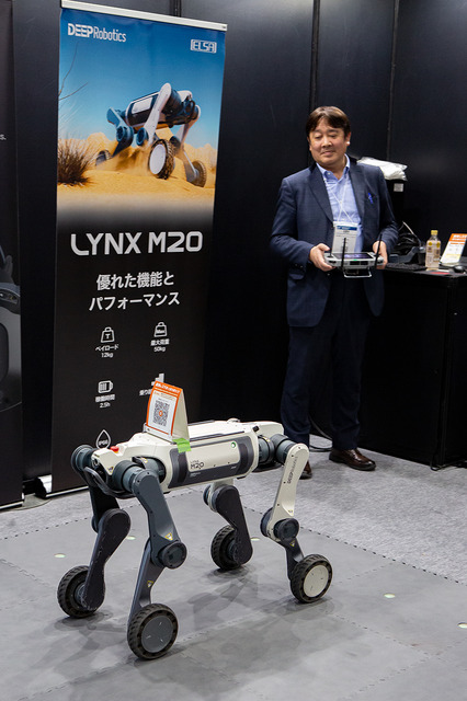 「ロボデックス」開幕！ 実用ロボットが中心、会場の一角で存在感を放つ「ヒューマノイドロボットショー」