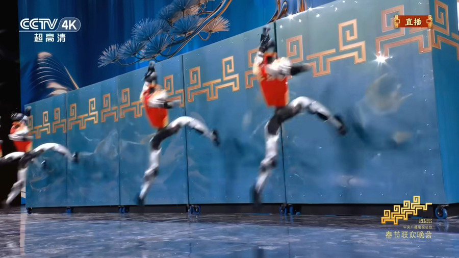 Unitree、今度は複数台のヒューマノイドが完全同期！超高度なカンフー技＋ロボット群制御の高い技術力に驚きの声