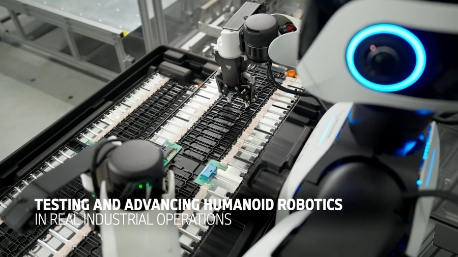 BMW、Hexagon Robotics製のヒューマノイド「AEON」を工場導入