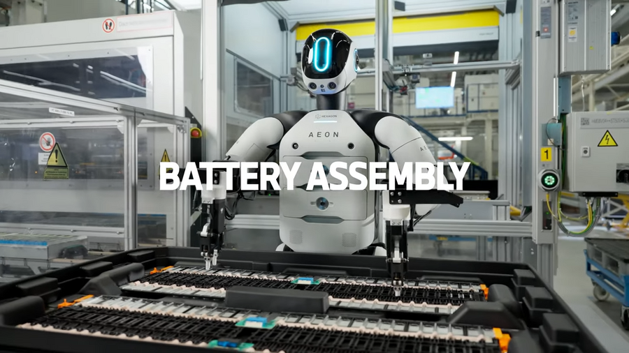 BMW、Hexagon Robotics製のヒューマノイド「AEON」を工場導入