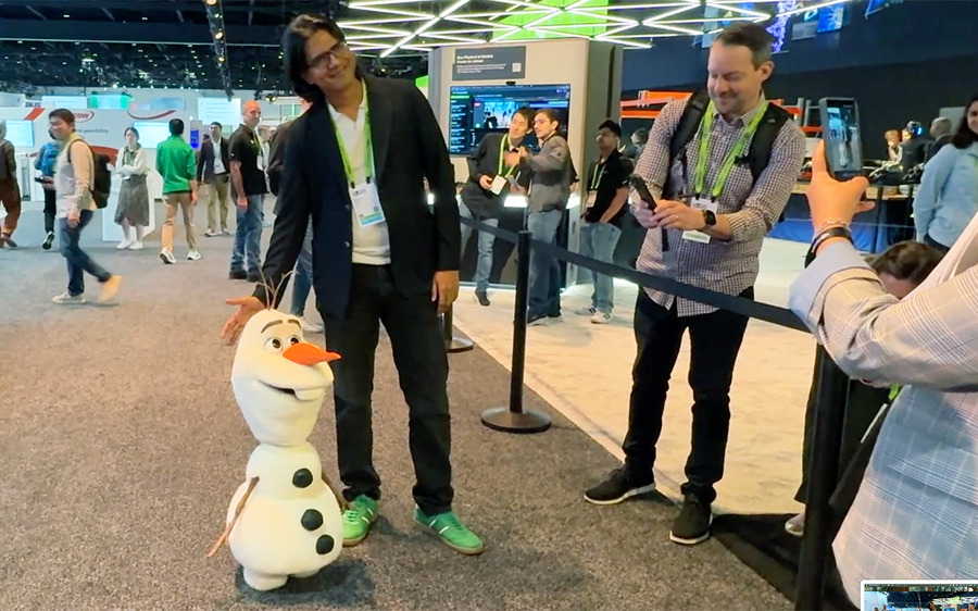 ディズニー「オラフ」がAIロボットになって目の前に！GTC展示ホールで自由すぎる振る舞いと“生きている感”を披露