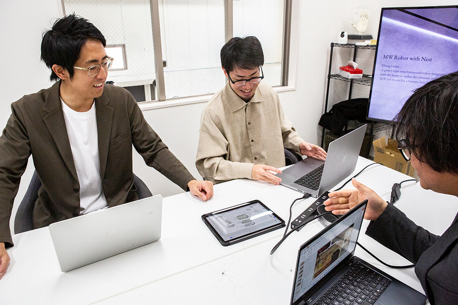 フィジカルAIとロボティクスで住環境を再定義する「生きた家」とは？MWのCEO成田修造氏に聞く