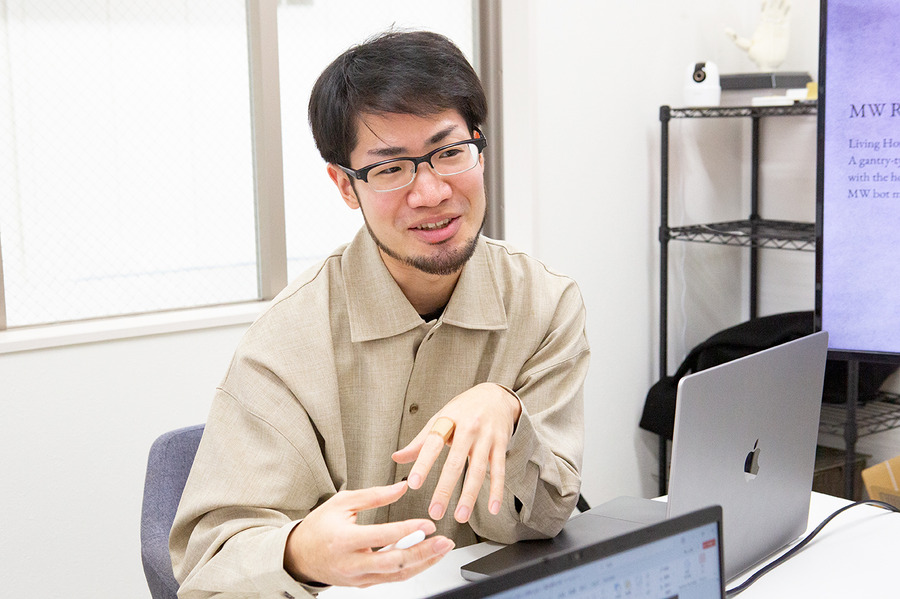 フィジカルAIとロボティクスで住環境を再定義する「生きた家」とは？MWのCEO成田修造氏に聞く