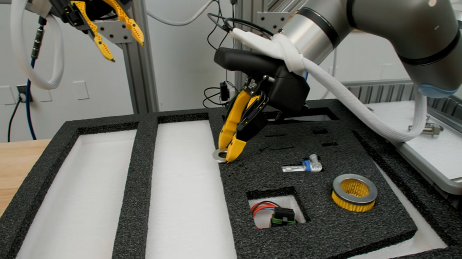 ロボットの学習を広げるAIモデルGeneralist「GEN-1」でタスク成功率99%達成