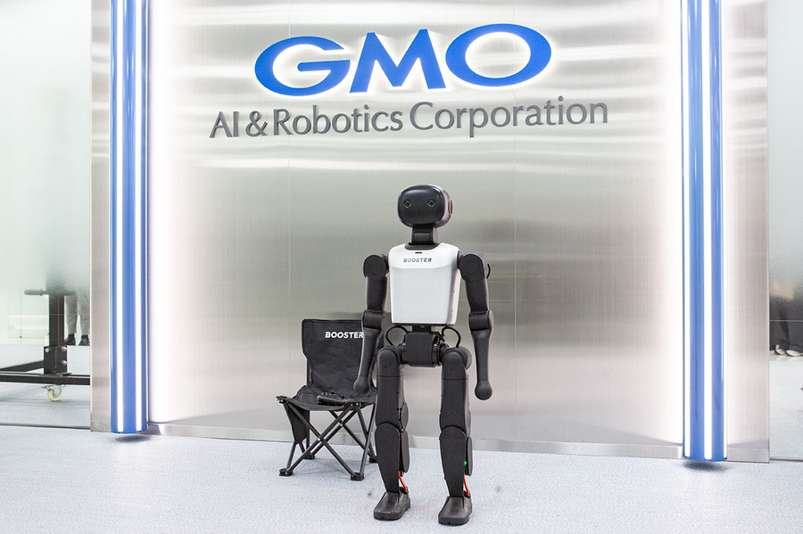 GMOがフィジカルAI戦略を加速！ヒューマノイド大集合、日本最大規模の開発・事業創出拠点を公開