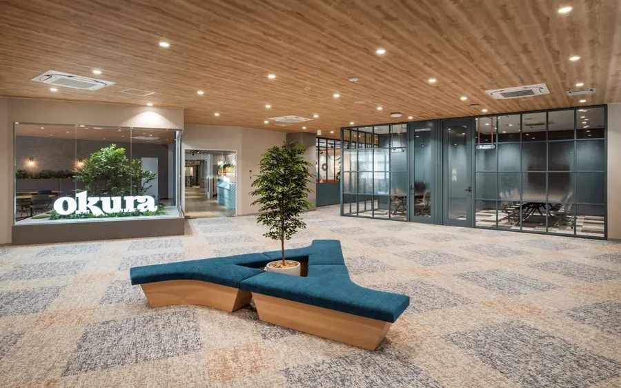 ２Fエントランスホール