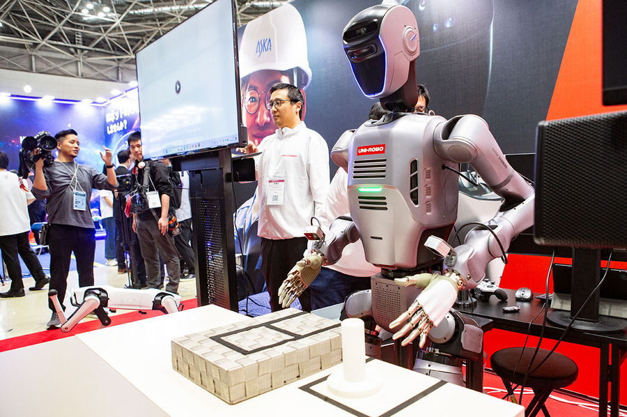 【速報】「ヒューマノイドロボットEXPO」開幕 「働くヒューマノイドへの転換点」フィジカルAIの現在地