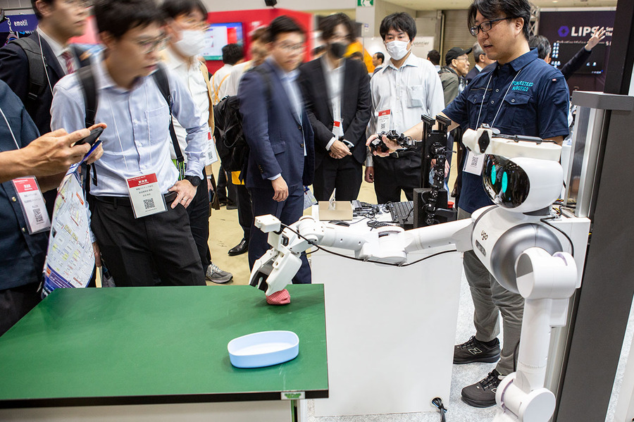 【速報】「ヒューマノイドロボットEXPO」開幕 「働くヒューマノイドへの転換点」フィジカルAIの現在地