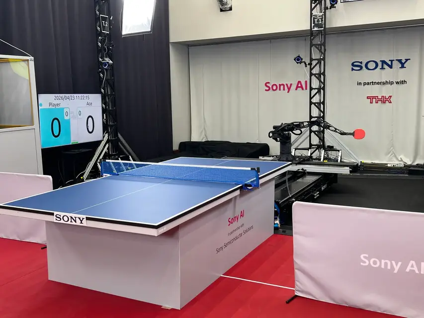 ソニーAIのロボット研究にTHKリニアモータXY軸ユニットが貢献 フィジカルゲームやスポーツへの応用に期待