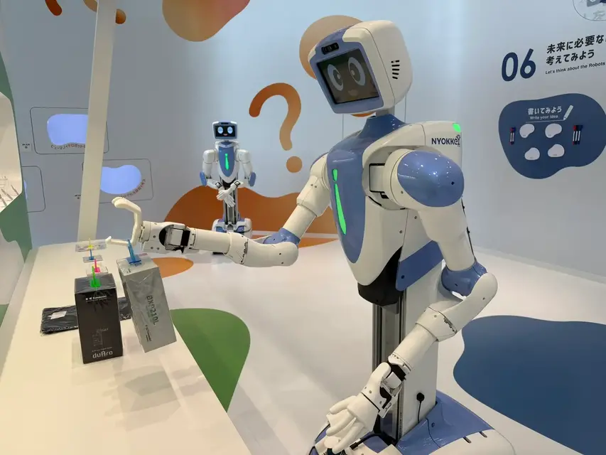 物品をピックするNyokkey