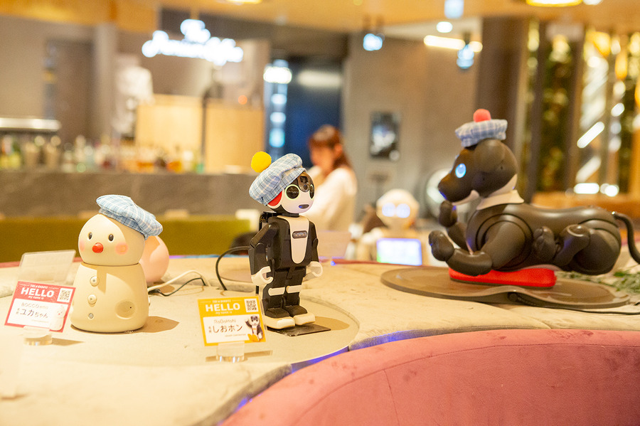 渋谷「ペッパーパーラー」営業終了　月1万人超を集客した「ロボット共生空間」人気の秘密と軌跡