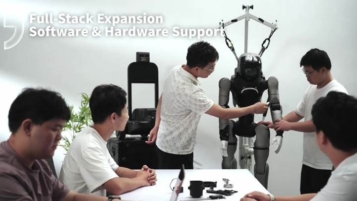 教育・研究向けのヒューマノイドに関する学習プラットフォームが登場 AGIBOT「X2 EDU」